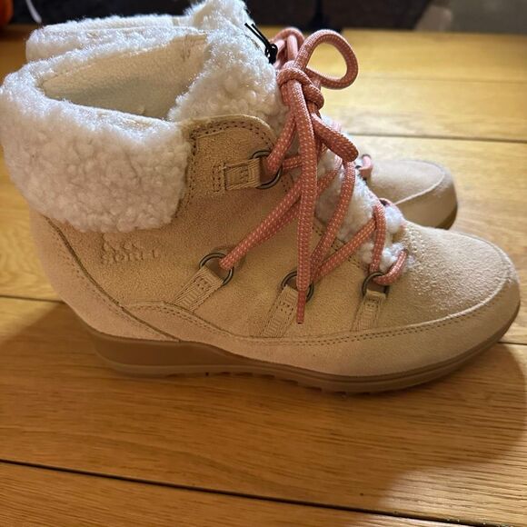 NWT Sorel Evie sued lace up platform boot 8 - Picture 3 of 7